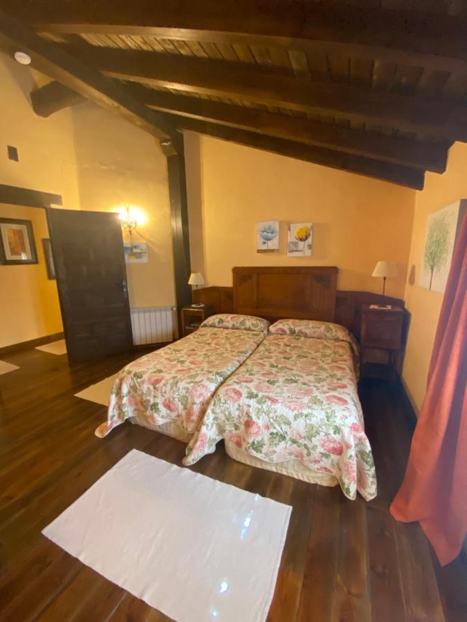 Casa Rural Dos Reales San Cristobal de Boedo Zewnętrze zdjęcie